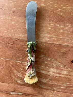 Floral Decorative Spreader Knife in Green, Pink, Yellow
